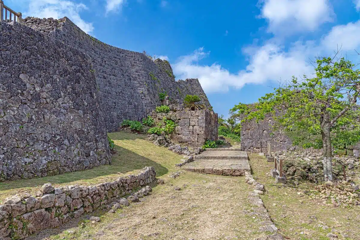 Japan - Okinawa - Nakagusuku Castle 2